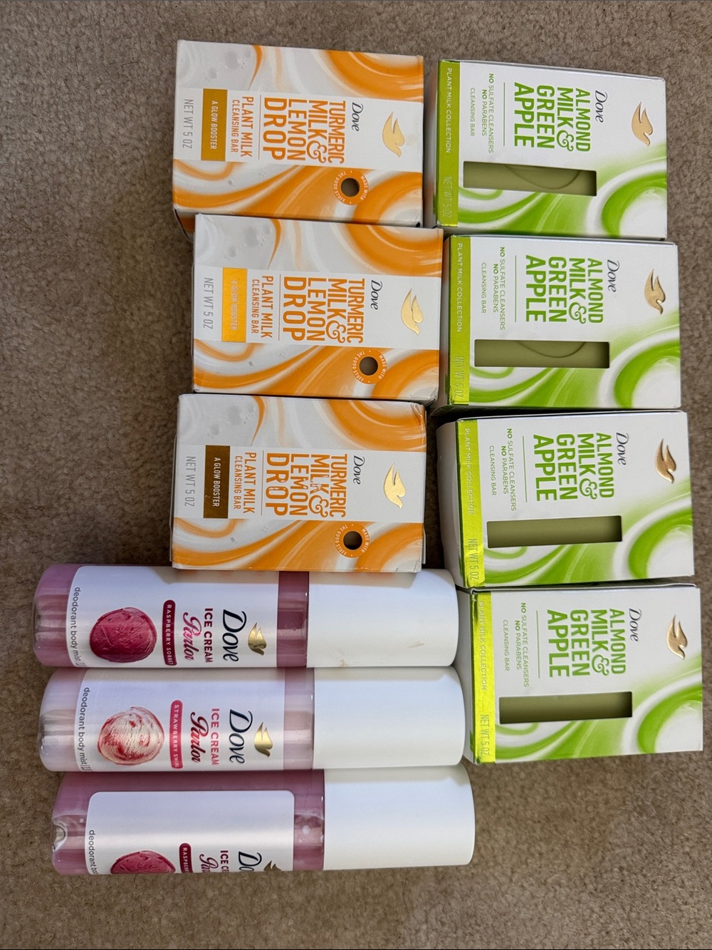 Dove Bath & Body Gift Set — Green Apple & Turmeric Lemon and spray (Assorted)